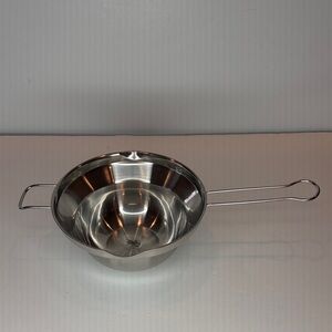 The Pampered Chef Silver double broiler